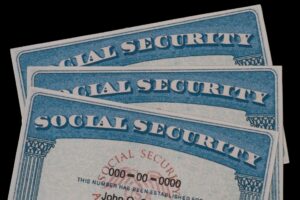 3 social security cards